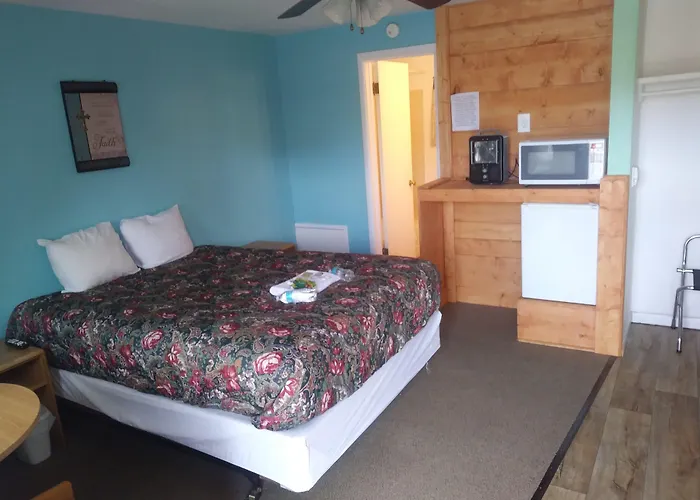 Motel Two Rivers 2*