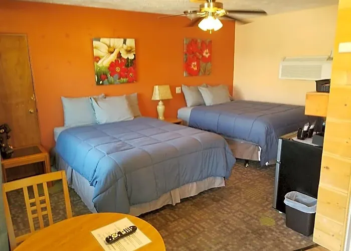 Two Rivers Motel 2*